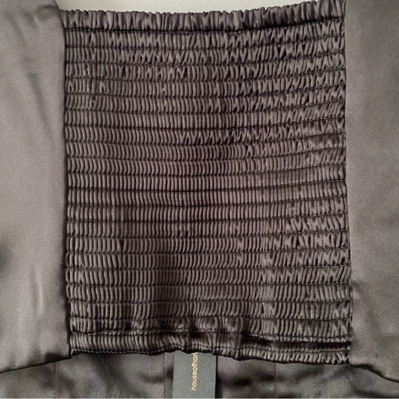 HOUSE OF HARLOW 1960 - Women's Satin Like Black Crop Top Size Medium New - Picture 3 of 7